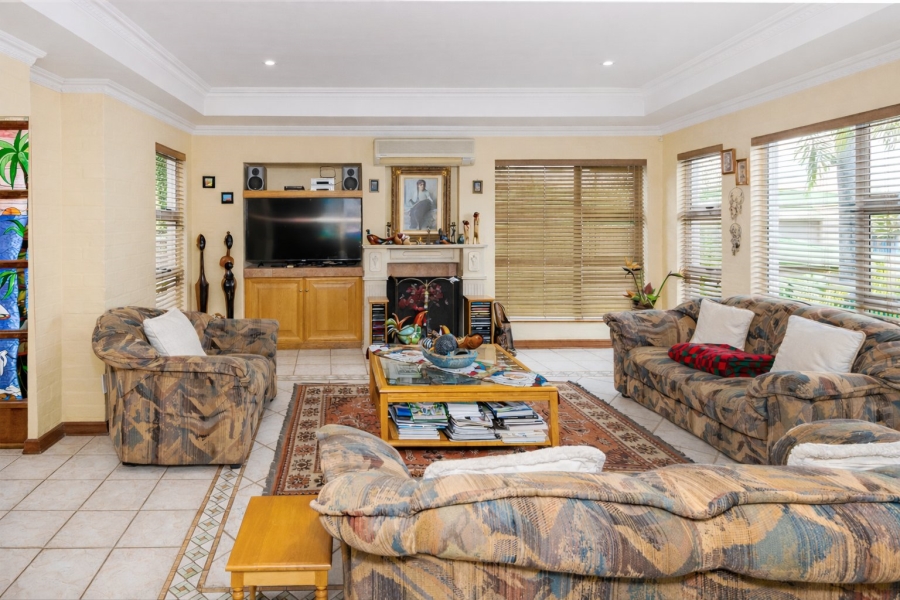 4 Bedroom Property for Sale in Caribbean Beach Club North West